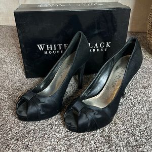 White House Black Market heals